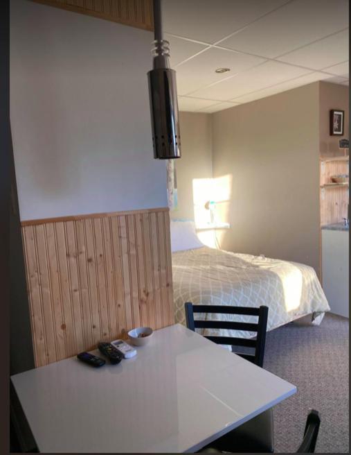La Spacieuse Riverstone Citq3O1849 Saint Pierre de Broughton Exteriör bild